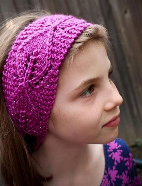 Cast on and knit around ten stitches in around ten rows. . Easy knitted headband free pattern
